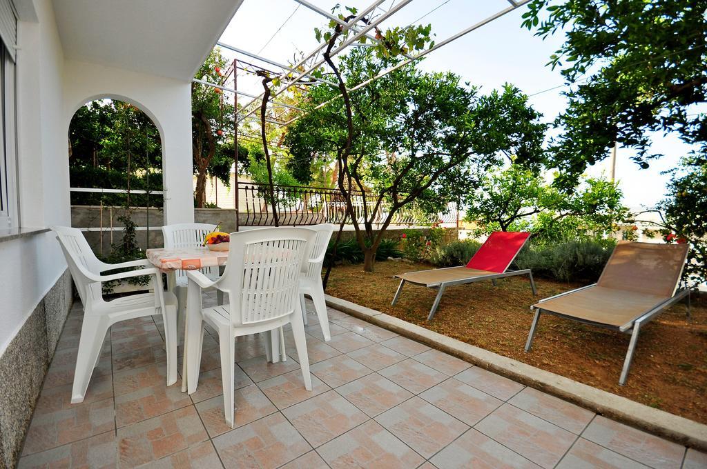 Apartments Ivan Duće Rom bilde