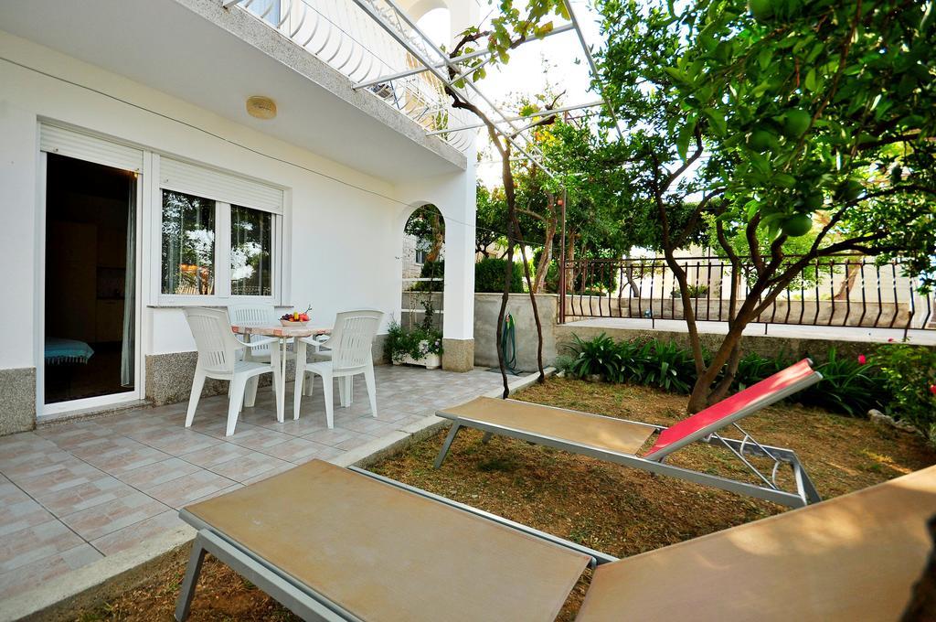 Apartments Ivan Duće Rom bilde