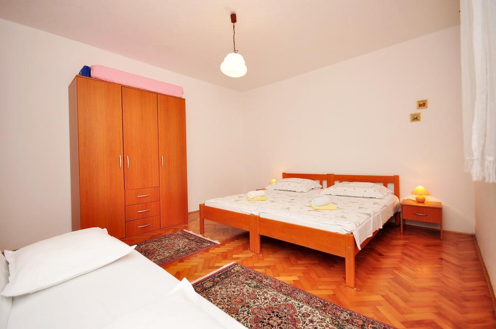 Apartments Ivan Duće Rom bilde